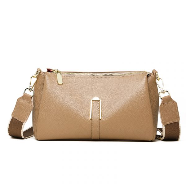 Fashionable and versatile large capacity shoulder bag - Image 4
