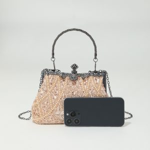 Handmade bead embroidery, beaded sequins, hand-held wedding cheongsam, women's banquet bag