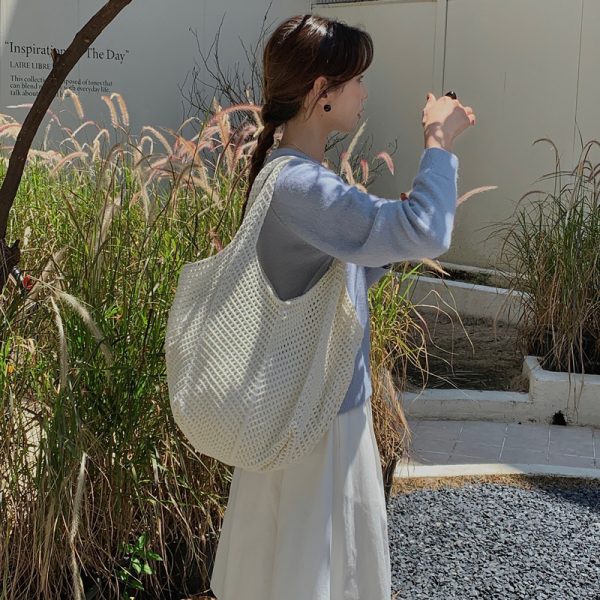 Retro Instagram Single Shoulder Woven Bag - Image 4